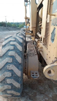 ขายรถเกรด CATERPILLAR 140G 5MD เล่มทะเบียน สภาพสวย สนใจโทร 081-970-1072