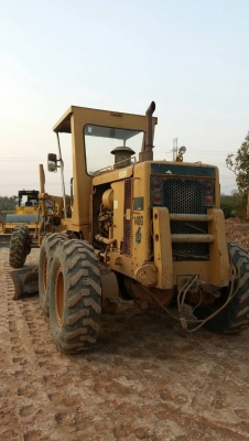 ขายรถเกรด CATERPILLAR 140G 5MD เล่มทะเบียน สภาพสวย สนใจโทร 081-970-1072