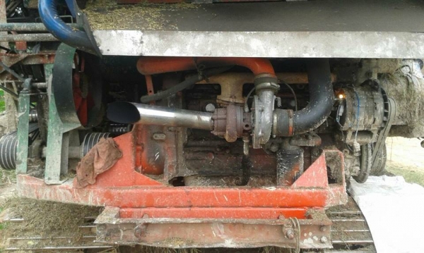 ขายรถเกี่ยวข้าว ไทยเส็งเครื่อง HINO JO8C225เทอร์โบว์ ช่วงล่าง10เพลาใหญ่ ปั๊ม22