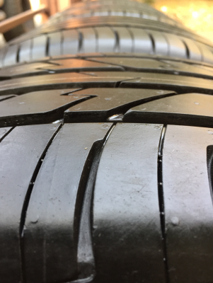 ยาง Dayton 205 45 17 ปลายปี16 ดอกป้ายแดง ตุ่มเพียบ เนื้อนิ่มๆ ใช้ยาว ราคาไม่แพง