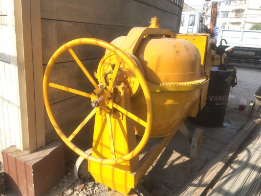 โม่ผสมปูน HITECH TYK MIXER เก่าเก็บเหล็กแข็งแรงมาก สภาพพร้อมใช้งาน (ไม่มีมอเตอร์) โม่ผสมปูน HITECH TYK MIXER เก่าเก็บเหล็กแข็งแรงมาก สภาพพร้อมใช้งาน (ไม่มีมอเตอร์)