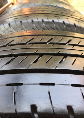 ยาง Bridgestone 215 70 15 กลางปี15 ดอกเต็ม ไม่มีปะ ใช้ยาว ราคาไม่แพง ยาง Bridgestone 215 70 15 กลางปี15 ดอกเต็ม ไม่มีปะ ใช้ยาว ราคาไม่แพง