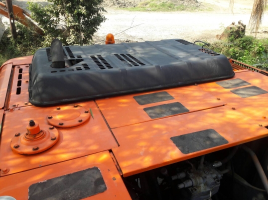 ขายHITACHI  EX200-5E  มาใหม่  เก่าญี่ปุ่นแท้  สภาพสวยมากๆๆ  แทรค  80   เอกสารอินวอยครบ  ลองระบบกันได้ทุกวัน  โทร  089-3818694  ดวงนภา