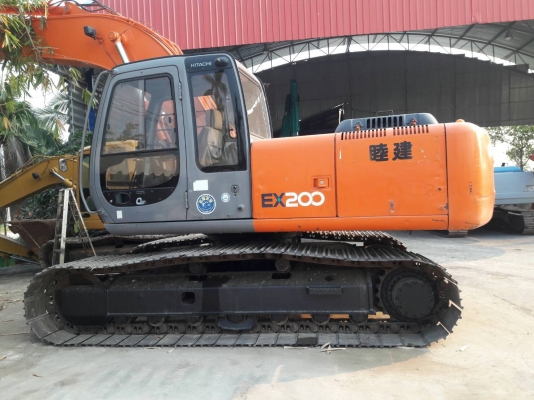ขายHITACHI  EX200-5E  มาใหม่  เก่าญี่ปุ่นแท้  สภาพสวยมากๆๆ  แทรค  80   เอกสารอินวอยครบ  ลองระบบกันได้ทุกวัน  โทร  089-3818694  ดวงนภา