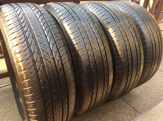 ยาง Bridgestone 225 65 17 ปี14 ดอกเยอะ พร้อมใช้งาน ราคาไม่แพง