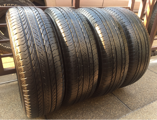 ยาง Bridgestone 225 65 17 ปี14 ดอกเยอะ พร้อมใช้งาน ราคาไม่แพง