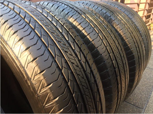 ยาง Bridgestone 225 65 17 ปี14 ดอกเยอะ พร้อมใช้งาน ราคาไม่แพง