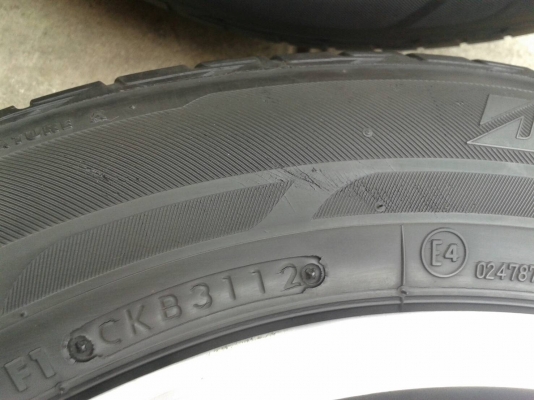 ล้ออีสุ ขอบ16นิ้ว6รู พร้อมยาง ชุดนี้ ราคา 5800 บาท