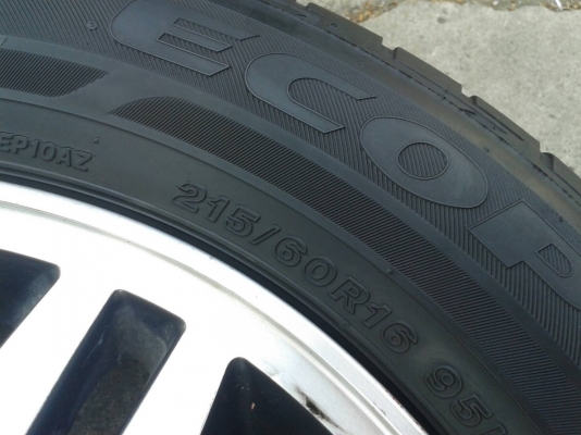 ล้ออีสุ ขอบ16นิ้ว6รู พร้อมยาง ชุดนี้ ราคา 5800 บาท