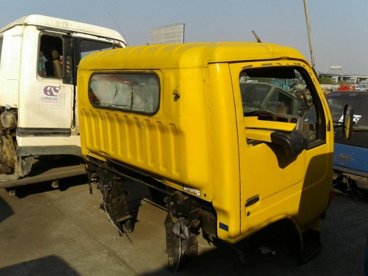 หัวเก๋ง NISSAN เก่านอก