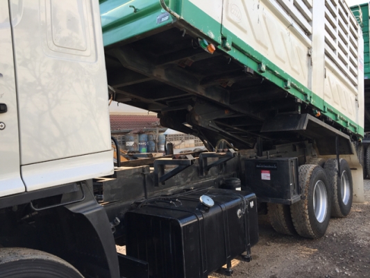 ขาย hino 344 ปี 56 ดั๊มพ์สามมิตร สเปค ดินหินทราย ลูกยาว 6.80 เมตร เดิมรั้ว 5 ซี่ต่อเพิ่ม 2 ซี่วิ่งน้ำตาล