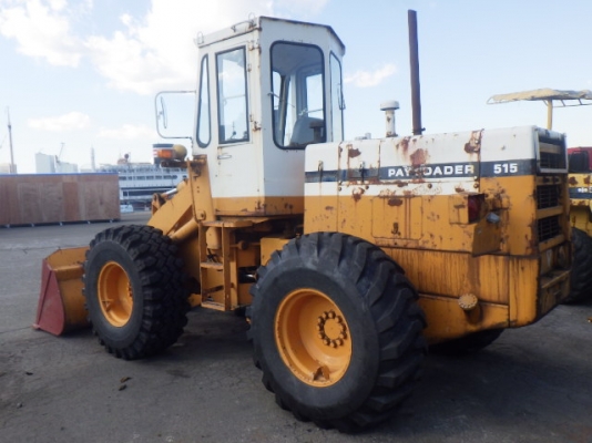 ขายรถตัก ยี่ห้อ KOMATSU รุ่น515 ขายรถตัก ยี่ห้อ KOMATSU รุ่น515