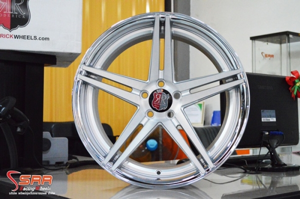 RODERICK RW7 ขอบ18 5X100 สำหรับใส่ ALTIS ราคาพิเศษ