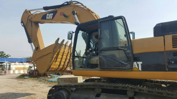 แบคโฮ CAT 330E แบคโฮ CAT 330E