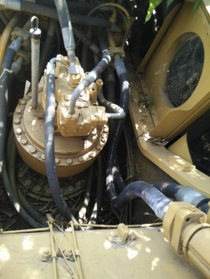 แบคโฮ CAT 330E แบคโฮ CAT 330E