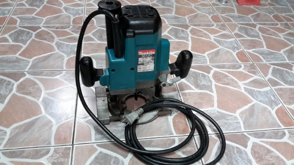 ขายเร้าเตอร์ makita