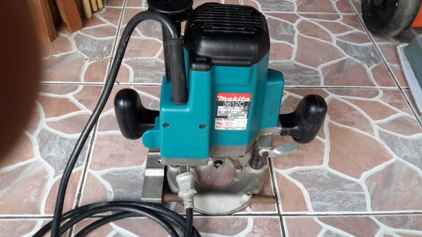 ขายเร้าเตอร์ makita