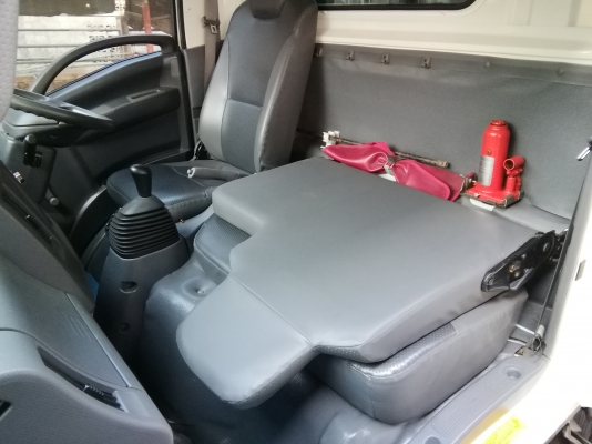4 ล้อบรรทุก *รถโดยสาร* Euro.3 * ISUZU NLR 130 แรงม้า คอมมอนเรว *ยาว 3.50 ม.* รถสวยเดิม+สวยจริง * รถห้างแท้ * มีเล่มพร้อม *