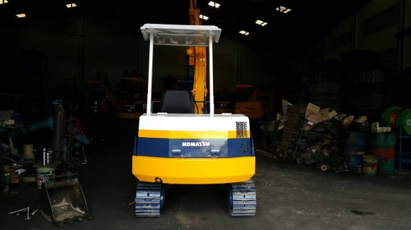 ขาย รถขุด KOMATSU รุ่น PC30-6- มือสองญี่ปุ่น แทรกเหล็ก สลัก บูท เอวแน่น 100\% สวย พร้อมใช้งาน มือถือ/LINE ID : 0818753444 ขาย รถขุด KOMATSU รุ่น PC30-6- มือสองญี่ปุ่น แทรกเหล็ก สลัก บูท เอวแน่น 100\% สวย พร้อมใช้งาน มือถือ/LINE ID : 0818753444