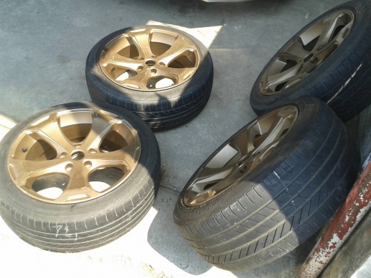 ขอบ17นิ้ว5รู114 พร้อมยาง ชุดนี้ ราคา 7200 บาท