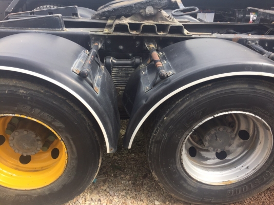 10 ล้อหัวลาก 320 แรง ปี2549 แม็คโหลดแล้ว ไมล์ 5แสน รถสวยเดิมๆ