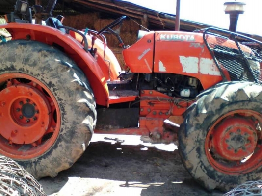 ลูกค้ามัดจำแล้ว จาก จ. อุดรธานีKUBOTA M7040 ราคา 345,000 บาท ปี 52 เครื่องดี เกียร์ดี. (ใบมีด หาง 7) เอกสารเล่มทะเบียน
