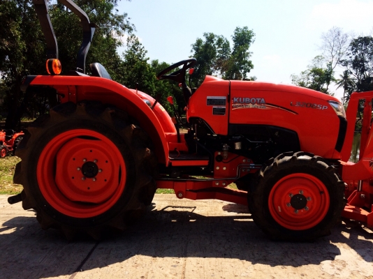 KUBOTA L3208SP