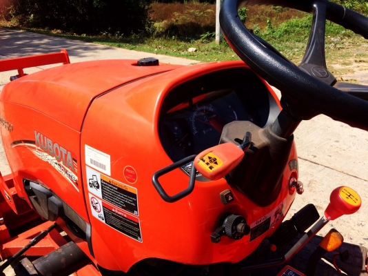 KUBOTA L3208SP