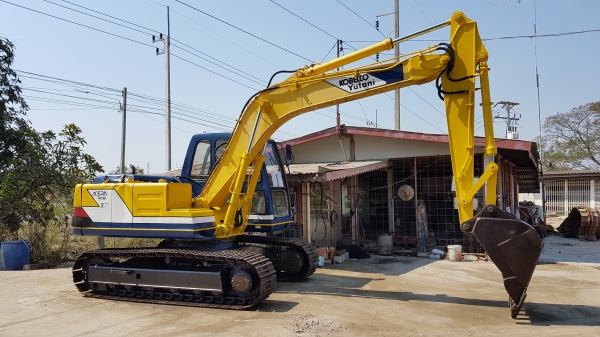 ขายด่วนรถแบคโฮKOBELCO-SK100มาร์ทีชั่วโม่งทำงานน้อยแค่3,859ชั่วโม่งรถนอกนำเข้ายังไม่เคยใช้งานในเมืองไทยเลย