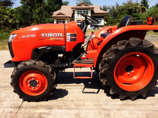 KUBOTA L3008