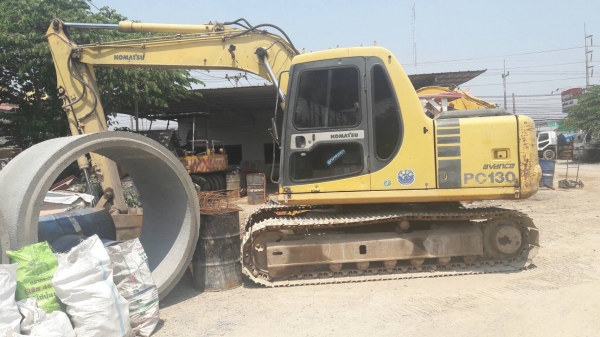 ขายด่วน รถแม็คโคร KOMATSU PC130-6 สภาพสวยพร้อมใช้งาน เครื่องปั้มดี ไฟฟ้าครบ สภาพเก่านอก โซ่ล่วงล่างเต็ม รถพร้อมทำงาน เอกสารใบอินวอยซ์