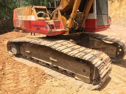 Komatsu pc200 รุ่น5 ไฟฟ้าเต็ม มีเล่มทะเบียน