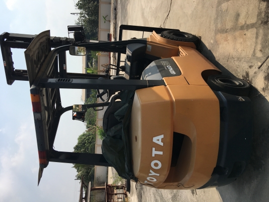 ขายรถโฟคลิฟท์ Toyota 3 ตัน งาสูง 8เมตร เกียร์ออโต้ เครื่องดีเซล