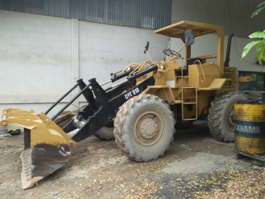 ขายด่วน รถตัก CAT 910 รถสภาพสวยพร้อมใช้งาน เครื่องระบบดีเยี่ยม แขนเดิมยางพร้อมใช้งาน เก่านอก2ปี เอกสารสัญญาซื้อขาย