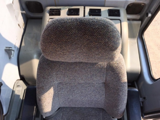 ขายรถแบคโฮ HITACHI EX135USR มีลายหัวกระแทก รถนอกนำเข้าเองจากญี่ปุ่น สภาพสวยพร้อมใช้งาน มีVDOการทำงานครับ