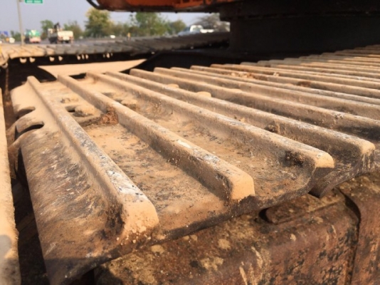 ขายรถแบคโฮ HITACHI EX135USR มีลายหัวกระแทก รถนอกนำเข้าเองจากญี่ปุ่น สภาพสวยพร้อมใช้งาน มีVDOการทำงานครับ