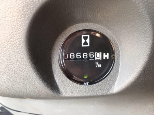 ขายรถแบคโฮ HITACHI EX135USR มีลายหัวกระแทก รถนอกนำเข้าเองจากญี่ปุ่น สภาพสวยพร้อมใช้งาน มีVDOการทำงานครับ