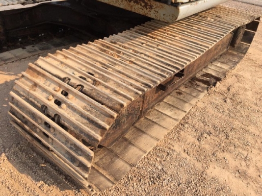 ขายรถแบคโฮ HITACHI EX135USR มีลายหัวกระแทก รถนอกนำเข้าเองจากญี่ปุ่น สภาพสวยพร้อมใช้งาน มีVDOการทำงานครับ