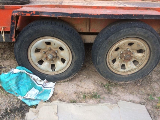 ขายเทเลอร์ ลากจูง คานใหญ่ ดุมโฟวิล  พร้อมใช้