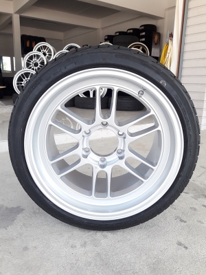 ล้อใหม่RPF1 ขอบ18 6รู กว้าง9.5+10.5 ET30 พร้อมยางใหม่ 4 ล้อ