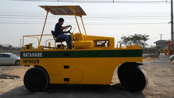 รถบดล้อยาง9ล้อ WATANABE WP902B ใช้งานใด้ทุกระบบยกเว้นระบบน้ำ รถบดล้อยาง9ล้อ WATANABE WP902B ใช้งานใด้ทุกระบบยกเว้นระบบน้ำ