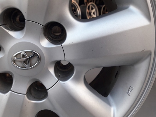 ล้อTOYOTA Vigo Prerunner  ขอบ17 ยางปี15  4 ล้อ