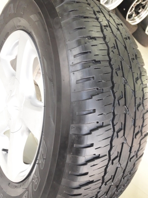 ล้อISUZU V Cross ขอบ17  ยาง 265.65.17 ปี15  4 ล้อ