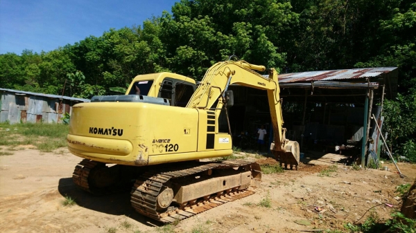ขายรถแบคโฮ KOMATSU PC100-6E แอร์ไฟฟ้า เอกสารพร้อม สนใจโทร 081-970-1072 ขายรถแบคโฮ KOMATSU PC100-6E แอร์ไฟฟ้า เอกสารพร้อม สนใจโทร 081-970-1072