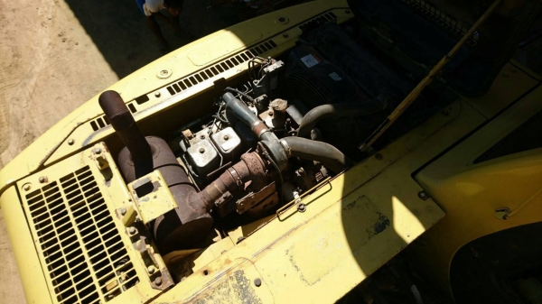 ขายรถแบคโฮ KOMATSU PC100-6E แอร์ไฟฟ้า เอกสารพร้อม สนใจโทร 081-970-1072
