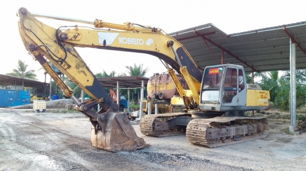 ขาย KOBELCO SK310 MARK 3 จ.ตรัง ขาย KOBELCO SK310 MARK 3 จ.ตรัง