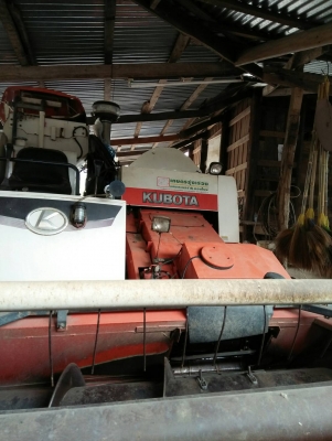 ขายรถ เกี่ยว kubota