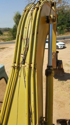 ขายรถขุดแบ็คโค โกเบล sk 200-1มาร์ควัน ช่วงล่างเฟรมสวย เครื่อง6d34 คอนโทรลน้ำมัน ขายรถขุดแบ็คโค โกเบล sk 200-1มาร์ควัน ช่วงล่างเฟรมสวย เครื่อง6d34 คอนโทรลน้ำมัน