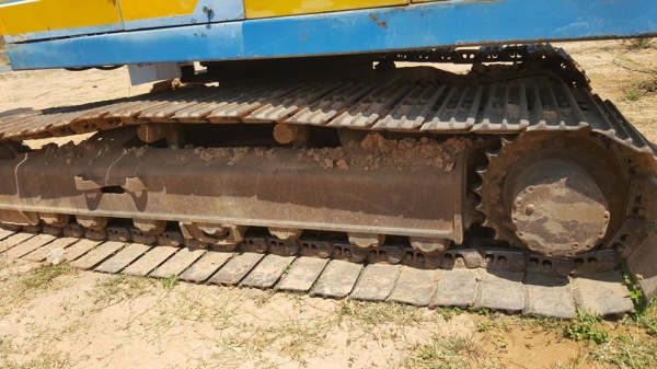 ขายรถขุดแบ็คโค โกเบล sk 200-1มาร์ควัน ช่วงล่างเฟรมสวย เครื่อง6d34 คอนโทรลน้ำมัน ขายรถขุดแบ็คโค โกเบล sk 200-1มาร์ควัน ช่วงล่างเฟรมสวย เครื่อง6d34 คอนโทรลน้ำมัน