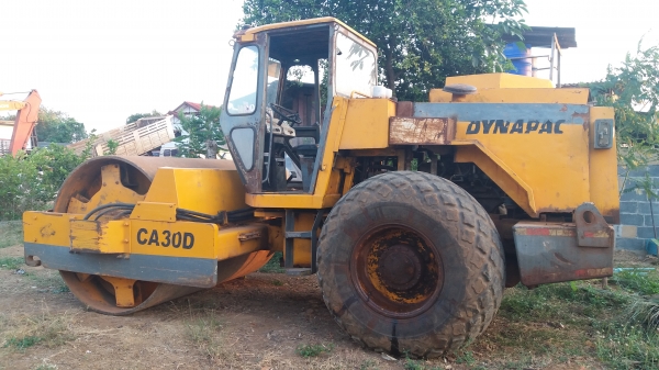 ขาย 595,000 รถบดสั่นสะเทือน DYNAPAC CA 30 D 2 เพลา เครื่อง ISUZU รถสวยพร้อมใช้ ไร้สาร รถอยู่ สระแก้ว 090-772-3710 090-772-3708 ขาย 595,000 รถบดสั่นสะเทือน DYNAPAC CA 30 D 2 เพลา เครื่อง ISUZU รถสวยพร้อมใช้ ไร้สาร รถอยู่ สระแก้ว 090-772-3710 090-772-3708